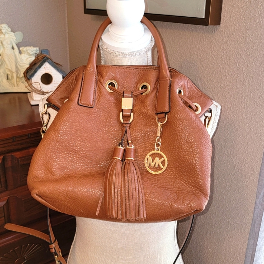 Micheal Kors Natural Leather bag